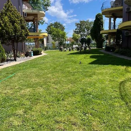 Διαμέρισμα градина луксозен