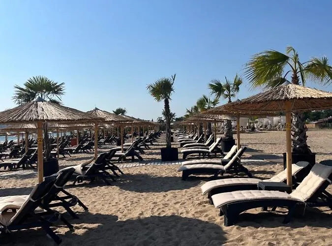 Lejlighed градина луксозен *