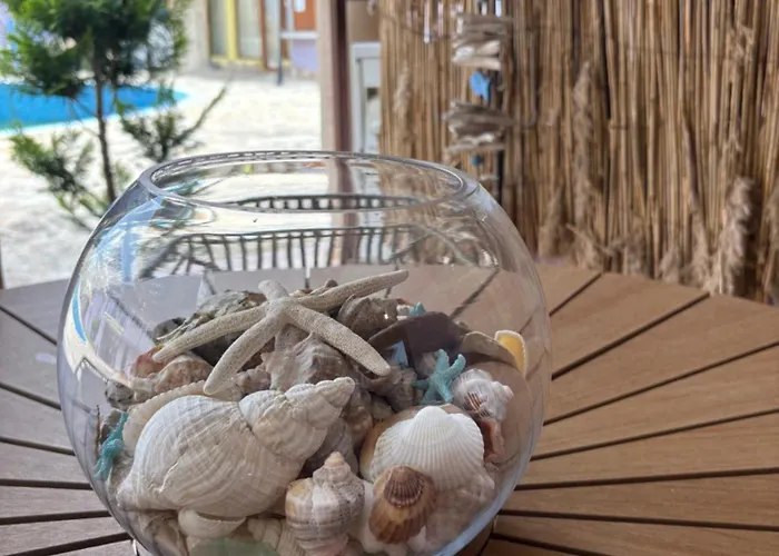 градина луксозен Chernomorets